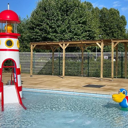 Camping De Thoissey *** Екстер'єр фото