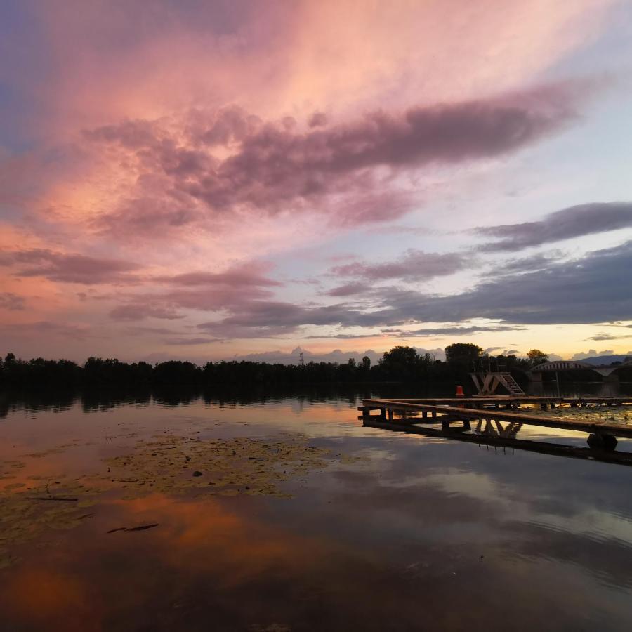 Camping De Thoissey *** Екстер'єр фото