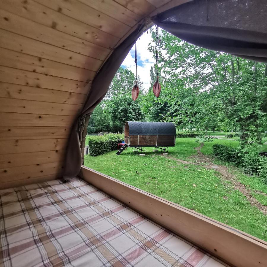 Camping De Thoissey *** Екстер'єр фото