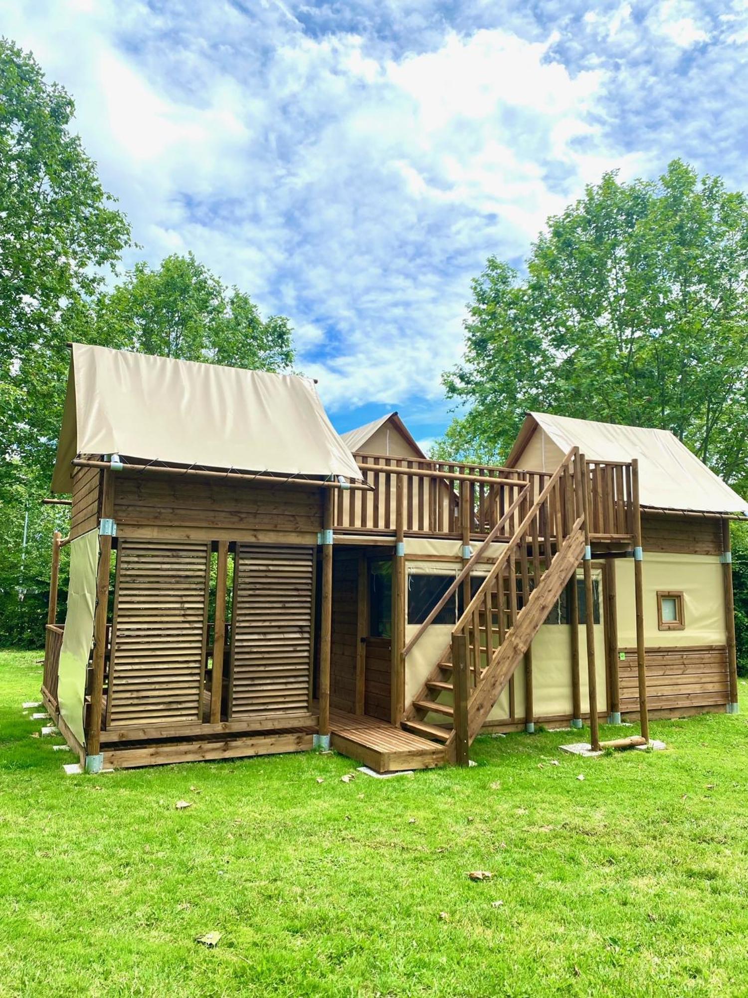 Camping De Thoissey *** Екстер'єр фото