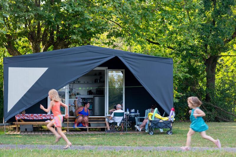 Camping De Thoissey *** Екстер'єр фото